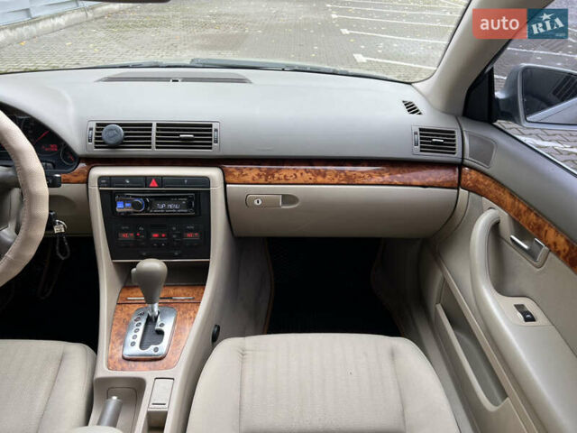 Ауди А4 2003 в Киеве на Automoto.ua Бежевый Ауди А4, объемом двигателя 1.98 л и пробегом 377 тыс. км за 4600 $, фото 15 на Automoto.ua