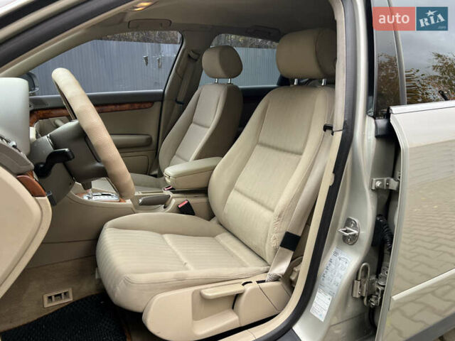 Ауди А4 2003 в Киеве на Automoto.ua Бежевый Ауди А4, объемом двигателя 1.98 л и пробегом 377 тыс. км за 4600 $, фото 20 на Automoto.ua