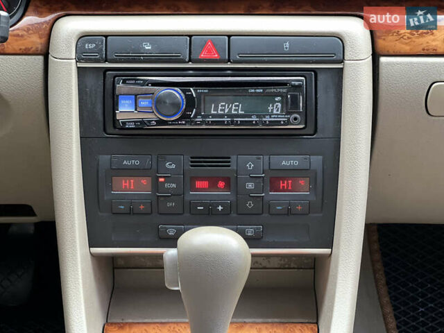 Ауди А4 2003 в Киеве на Automoto.ua Бежевый Ауди А4, объемом двигателя 1.98 л и пробегом 377 тыс. км за 4600 $, фото 16 на Automoto.ua