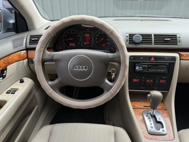 Бежевый Ауди А4, объемом двигателя 2 л и пробегом 377 тыс. км за 4750 $, фото 10 на Automoto.ua