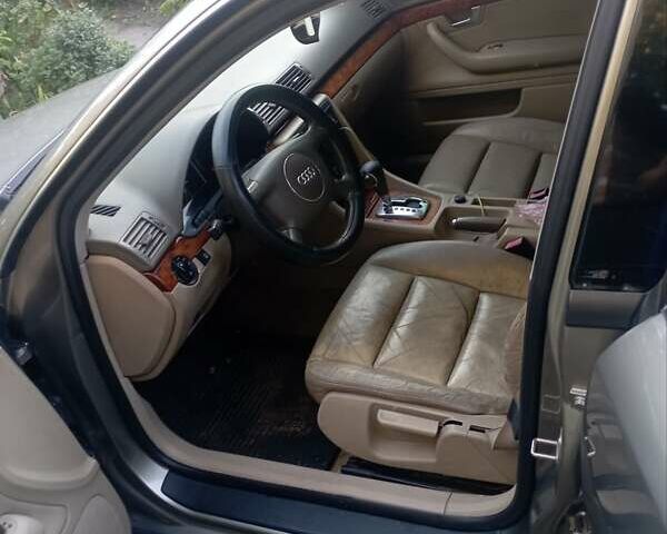 Бежевый Ауди А4, объемом двигателя 1.78 л и пробегом 215 тыс. км за 5600 $, фото 9 на Automoto.ua