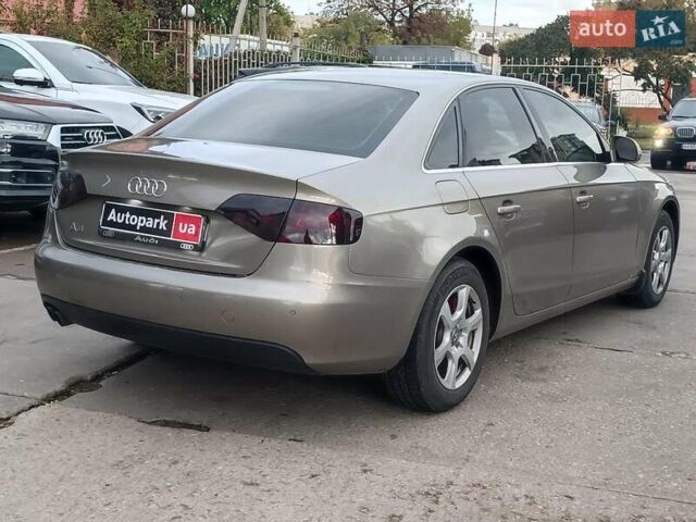Бежевый Ауди А4, объемом двигателя 1.8 л и пробегом 270 тыс. км за 8990 $, фото 6 на Automoto.ua