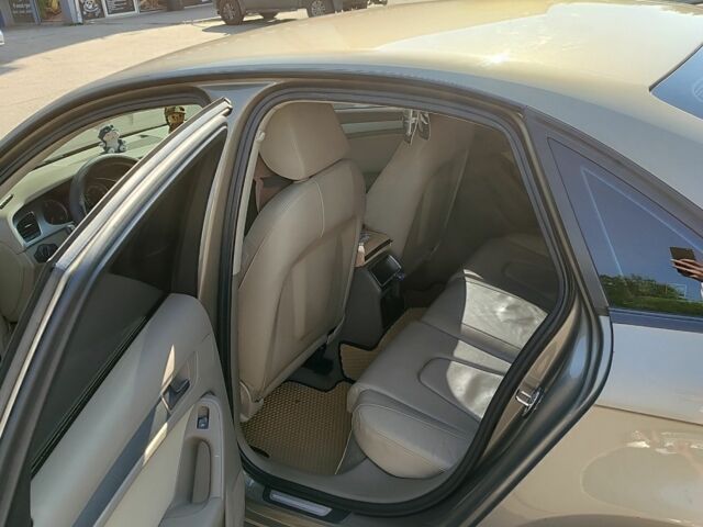 Бежевый Ауди А4, объемом двигателя 2 л и пробегом 246 тыс. км за 5200 $, фото 4 на Automoto.ua