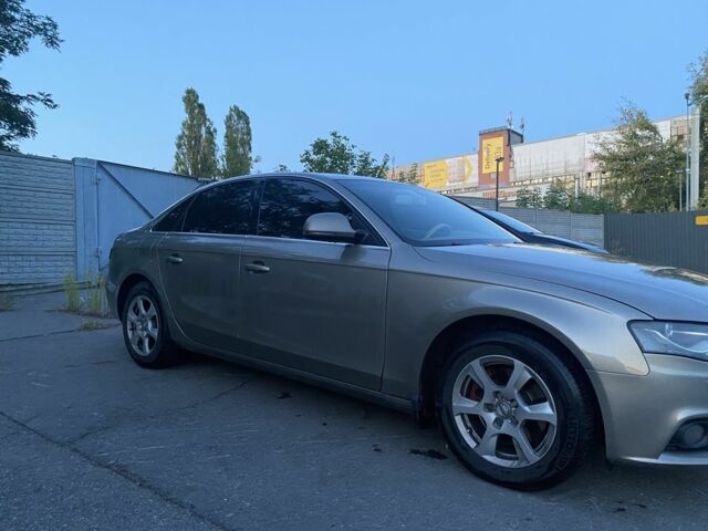 Бежевый Ауди А4, объемом двигателя 1.8 л и пробегом 270 тыс. км за 9100 $, фото 4 на Automoto.ua