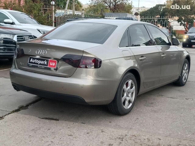 Бежевий Ауді А4, об'ємом двигуна 1.8 л та пробігом 270 тис. км за 8990 $, фото 6 на Automoto.ua