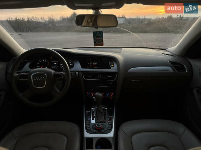 Бежевый Ауди А4, объемом двигателя 2 л и пробегом 129 тыс. км за 9200 $, фото 7 на Automoto.ua