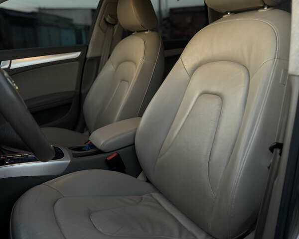 Бежевый Ауди А4, объемом двигателя 2 л и пробегом 129 тыс. км за 9200 $, фото 9 на Automoto.ua