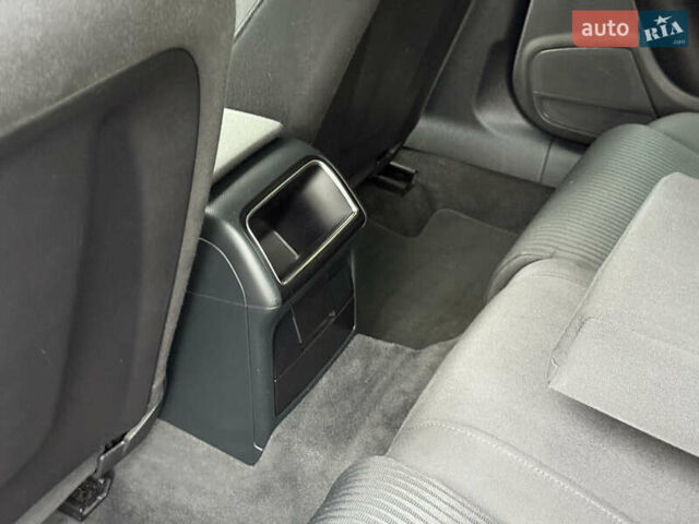 Бежевый Ауди А4, объемом двигателя 1.8 л и пробегом 219 тыс. км за 9499 $, фото 47 на Automoto.ua