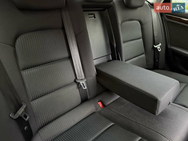 Бежевый Ауди А4, объемом двигателя 1.8 л и пробегом 219 тыс. км за 9499 $, фото 9 на Automoto.ua