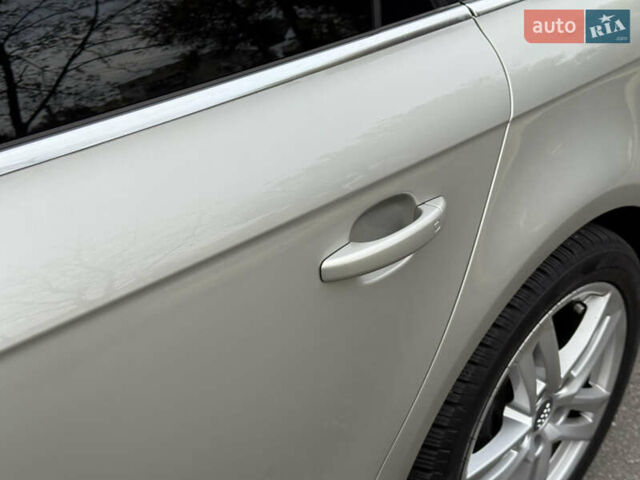 Бежевый Ауди А4, объемом двигателя 1.8 л и пробегом 219 тыс. км за 9499 $, фото 20 на Automoto.ua