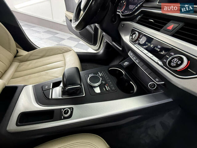 Бежевий Ауді А4, об'ємом двигуна 2 л та пробігом 183 тис. км за 16999 $, фото 60 на Automoto.ua