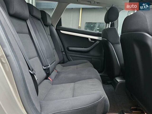 Ауді А4 2007 у Львові на Automoto.ua Бежевий Ауді А4, об'ємом двигуна 2 л та пробігом 234 тис. км за 8290 $, фото 11 на Automoto.ua