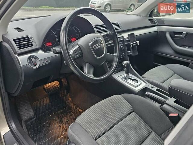 Ауді А4 2007 у Львові на Automoto.ua Бежевий Ауді А4, об'ємом двигуна 2 л та пробігом 234 тис. км за 8290 $, фото 14 на Automoto.ua