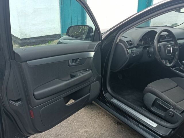 Чорний Ауді А4, об'ємом двигуна 0 л та пробігом 246 тис. км за 6995 $, фото 17 на Automoto.ua