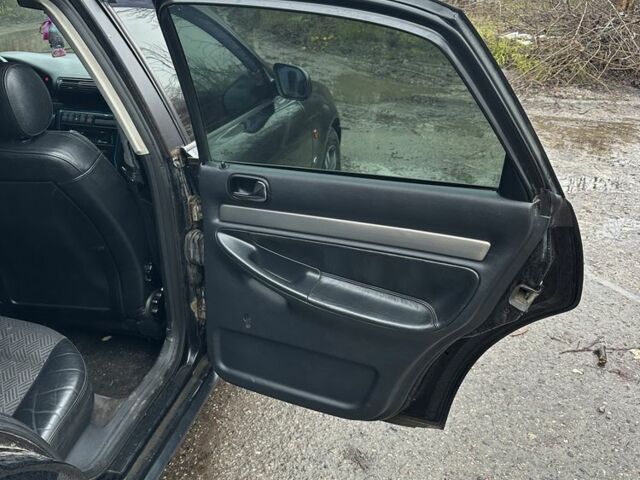 Черный Ауди А4, объемом двигателя 1.8 л и пробегом 350 тыс. км за 2550 $, фото 15 на Automoto.ua