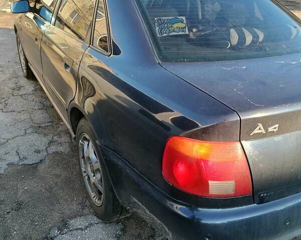 Черный Ауди А4, объемом двигателя 1.9 л и пробегом 400 тыс. км за 3600 $, фото 2 на Automoto.ua