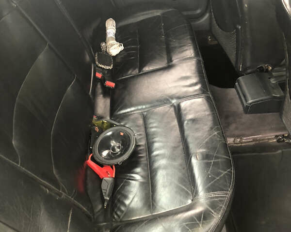 Черный Ауди А4, объемом двигателя 1.9 л и пробегом 332 тыс. км за 2100 $, фото 2 на Automoto.ua