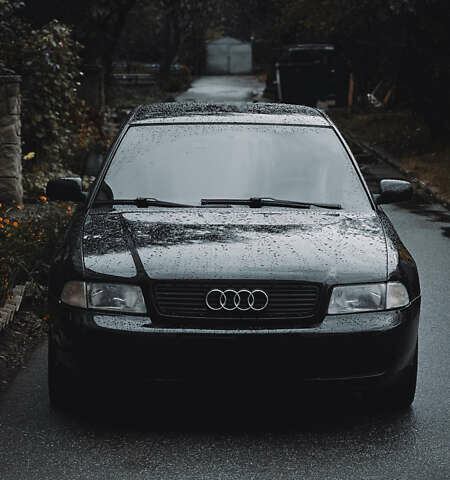 Чорний Ауді А4, об'ємом двигуна 1.8 л та пробігом 252 тис. км за 3800 $, фото 38 на Automoto.ua