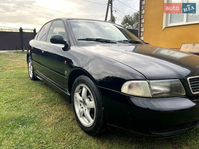Чорний Ауді А4, об'ємом двигуна 1.6 л та пробігом 330 тис. км за 2600 $, фото 6 на Automoto.ua