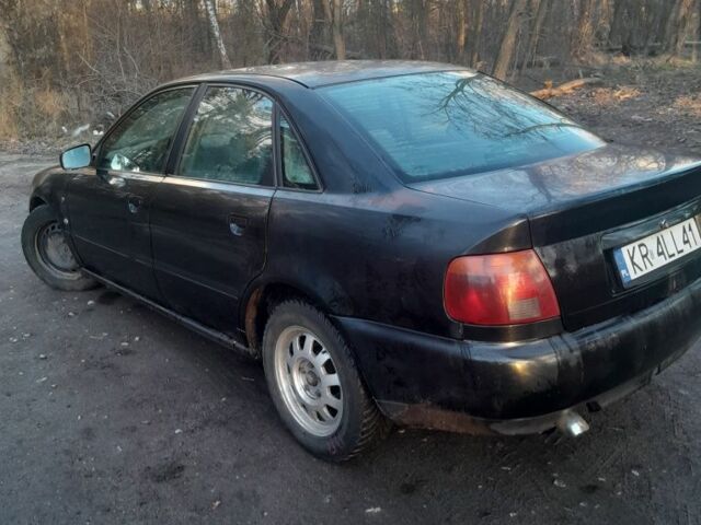 Чорний Ауді А4, об'ємом двигуна 0 л та пробігом 444 тис. км за 1000 $, фото 1 на Automoto.ua