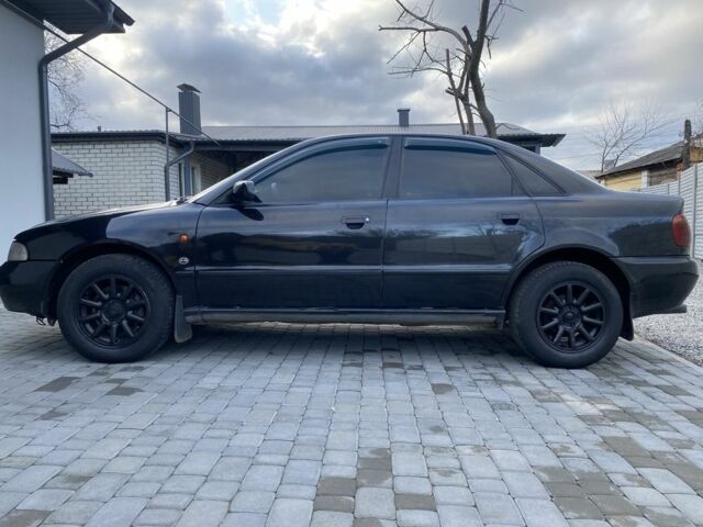 Чорний Ауді А4, об'ємом двигуна 2.6 л та пробігом 250 тис. км за 3000 $, фото 5 на Automoto.ua