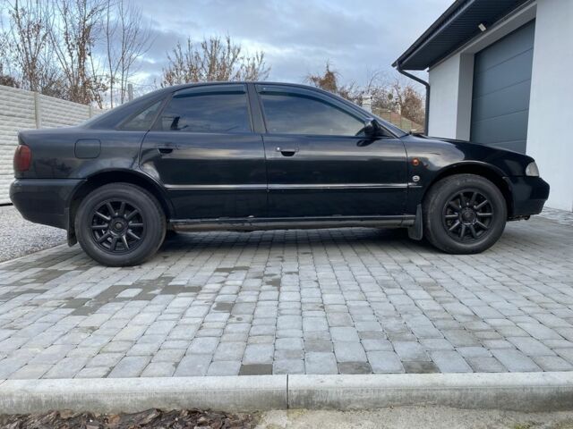 Чорний Ауді А4, об'ємом двигуна 2.6 л та пробігом 250 тис. км за 3000 $, фото 6 на Automoto.ua