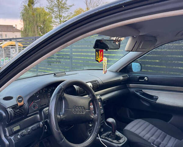 Чорний Ауді А4, об'ємом двигуна 1.78 л та пробігом 289 тис. км за 2800 $, фото 4 на Automoto.ua