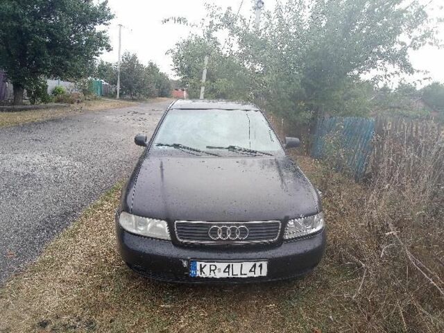 Черный Ауди А4, объемом двигателя 1.9 л и пробегом 390 тыс. км за 1350 $, фото 2 на Automoto.ua