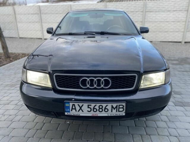 Чорний Ауді А4, об'ємом двигуна 2.6 л та пробігом 250 тис. км за 3000 $, фото 2 на Automoto.ua