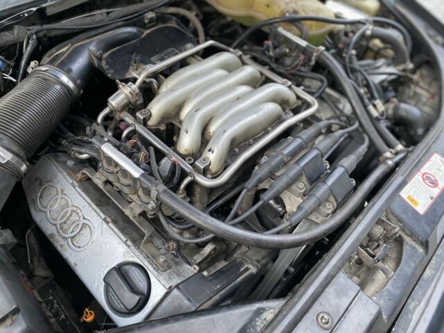 Чорний Ауді А4, об'ємом двигуна 2.6 л та пробігом 250 тис. км за 3000 $, фото 14 на Automoto.ua