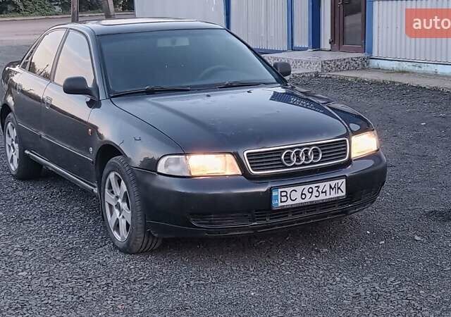 Ауди А4 1996 в Горохов на Automoto.ua Черный Ауди А4, объемом двигателя 1.6 л и пробегом 386 тыс. км за 2450 $, фото 8 на Automoto.ua
