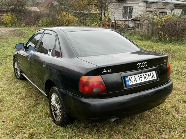 Чорний Ауді А4, об'ємом двигуна 1.8 л та пробігом 550 тис. км за 3000 $, фото 1 на Automoto.ua