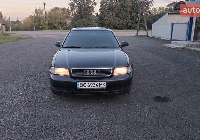 Ауди А4 1996 в Горохов на Automoto.ua Черный Ауди А4, объемом двигателя 1.6 л и пробегом 386 тыс. км за 2450 $, фото 5 на Automoto.ua