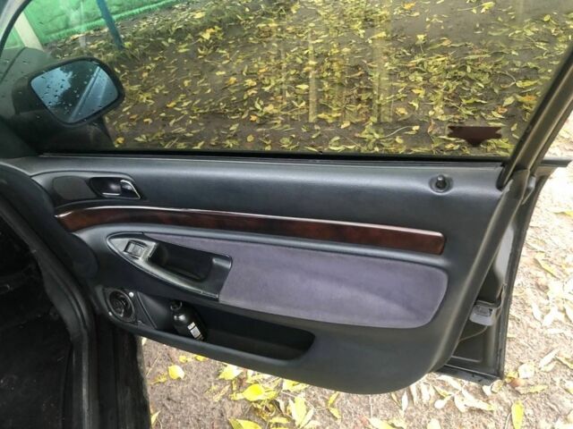 Чорний Ауді А4, об'ємом двигуна 1.9 л та пробігом 322 тис. км за 2100 $, фото 3 на Automoto.ua