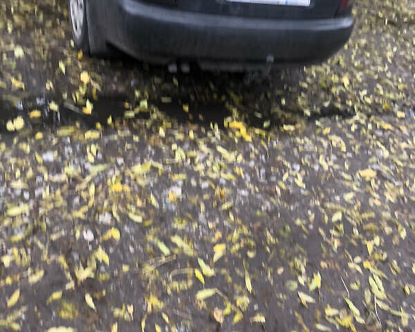 Черный Ауди А4, объемом двигателя 1.9 л и пробегом 332 тыс. км за 2100 $, фото 10 на Automoto.ua