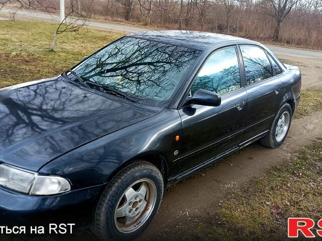 Черный Ауди А4, объемом двигателя 1.6 л и пробегом 0 тыс. км за 2200 $, фото 2 на Automoto.ua