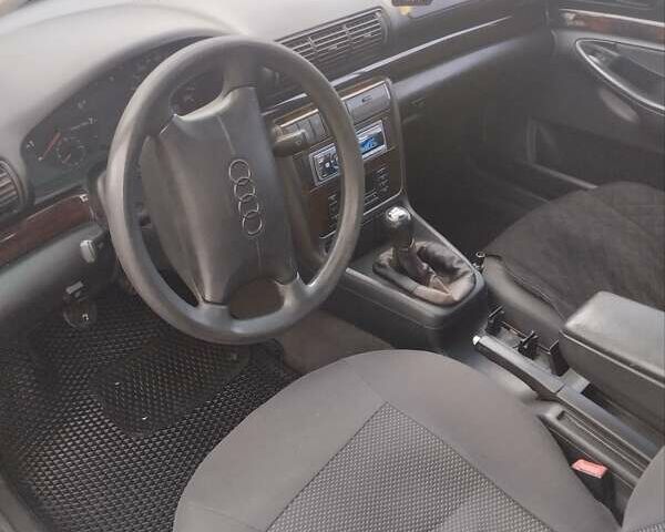 Черный Ауди А4, объемом двигателя 1.8 л и пробегом 370 тыс. км за 3000 $, фото 29 на Automoto.ua