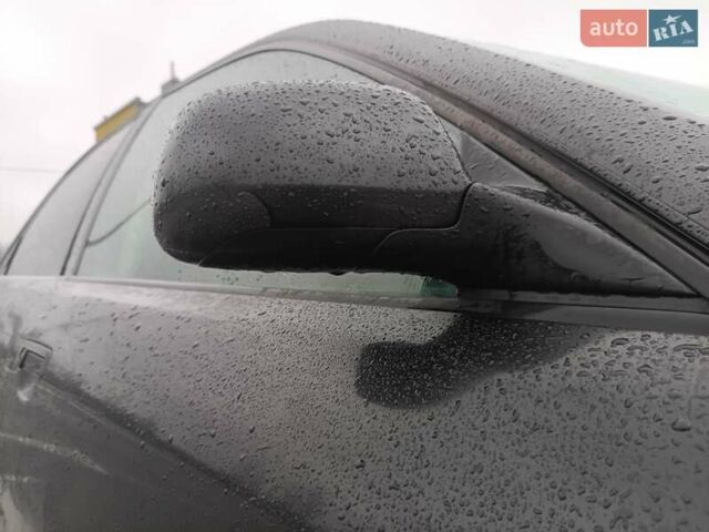 Черный Ауди А4, объемом двигателя 1.8 л и пробегом 100 тыс. км за 3500 $, фото 8 на Automoto.ua