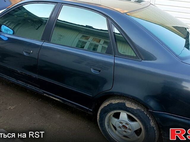 Черный Ауди А4, объемом двигателя 1.6 л и пробегом 0 тыс. км за 2200 $, фото 8 на Automoto.ua