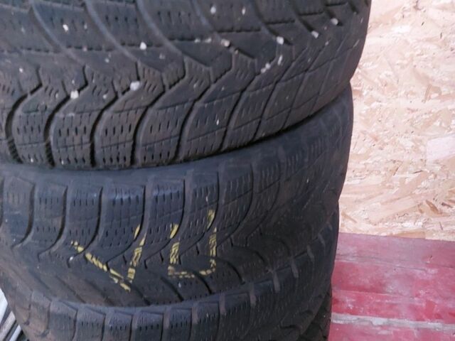 Черный Ауди А4, объемом двигателя 1.8 л и пробегом 413 тыс. км за 3600 $, фото 6 на Automoto.ua