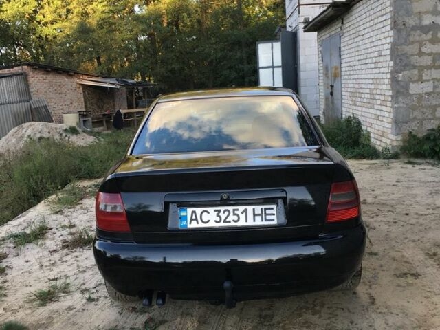 Чорний Ауді А4, об'ємом двигуна 1.9 л та пробігом 351 тис. км за 3350 $, фото 18 на Automoto.ua