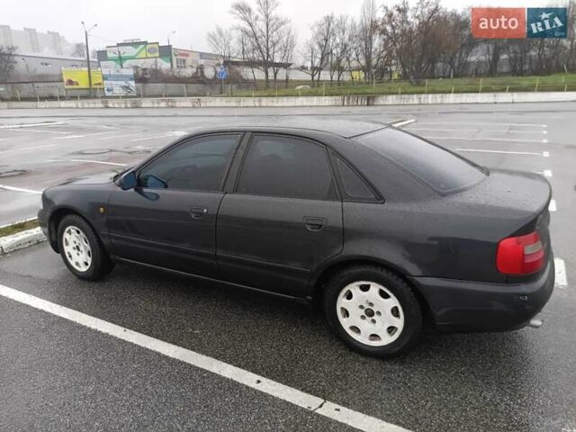 Черный Ауди А4, объемом двигателя 1.8 л и пробегом 100 тыс. км за 3500 $, фото 19 на Automoto.ua