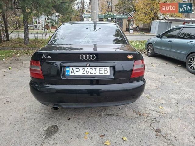 Черный Ауди А4, объемом двигателя 1.6 л и пробегом 330 тыс. км за 2750 $, фото 3 на Automoto.ua