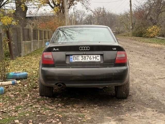 Черный Ауди А4, объемом двигателя 1.8 л и пробегом 280 тыс. км за 3700 $, фото 2 на Automoto.ua
