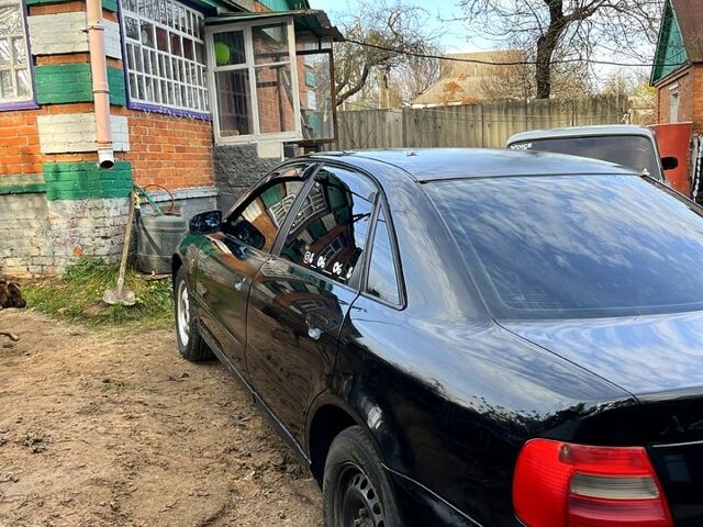 Черный Ауди А4, объемом двигателя 1.8 л и пробегом 402 тыс. км за 3800 $, фото 5 на Automoto.ua