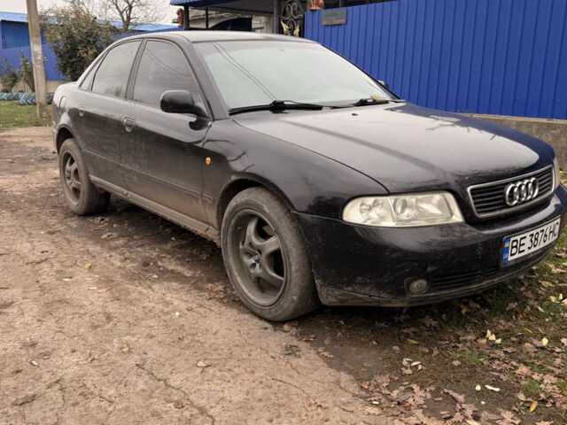 Черный Ауди А4, объемом двигателя 1.8 л и пробегом 280 тыс. км за 3700 $, фото 3 на Automoto.ua