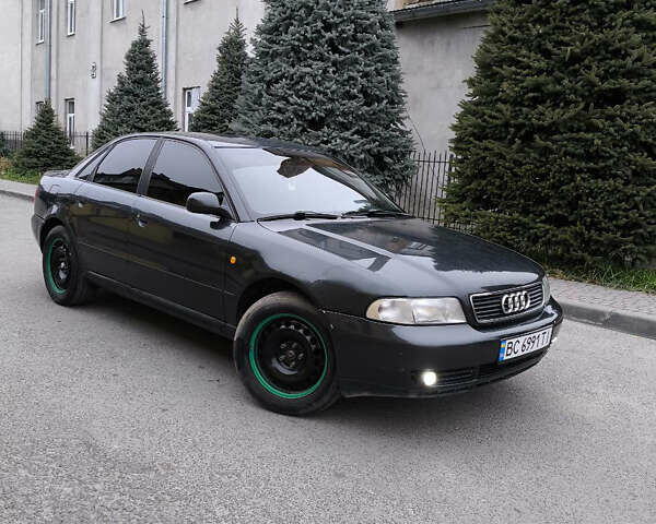 Черный Ауди А4, объемом двигателя 1.9 л и пробегом 332 тыс. км за 3500 $, фото 1 на Automoto.ua