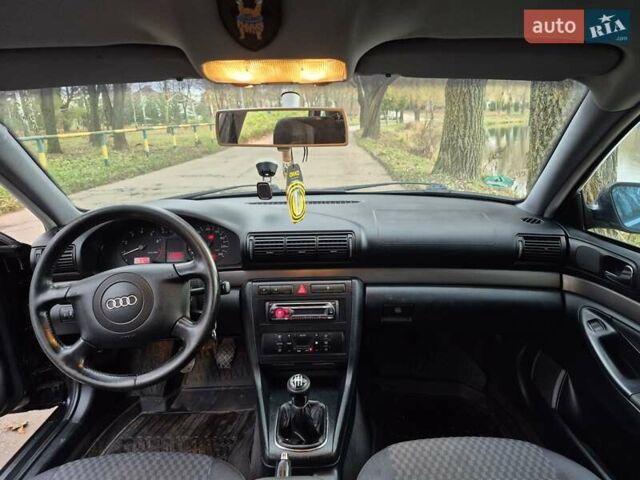 Черный Ауди А4, объемом двигателя 1.6 л и пробегом 318 тыс. км за 4000 $, фото 19 на Automoto.ua