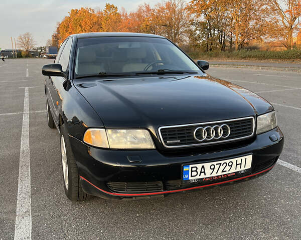 Черный Ауди А4, объемом двигателя 1.78 л и пробегом 258 тыс. км за 4800 $, фото 1 на Automoto.ua