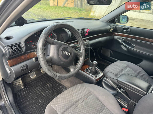 Ауди А4 1999 в Турке на Automoto.ua Черный Ауди А4, объемом двигателя 1.9 л и пробегом 400 тыс. км за 2800 $, фото 5 на Automoto.ua